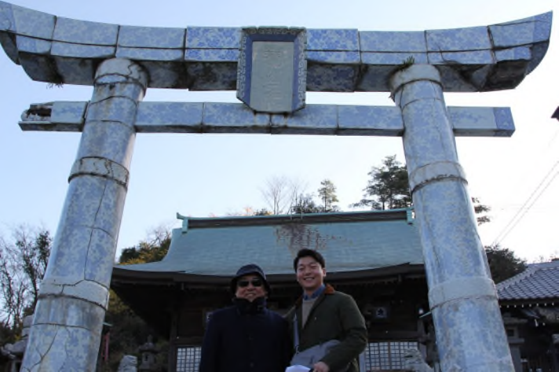 Professor Ha Young-sun at Tozan Shrine