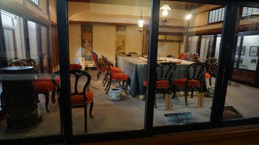 Recreation of the negotiation room within the Sino-Japanese Peace Memorial Hall