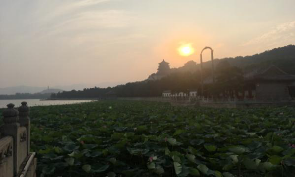 Kunming Lake and the Buddhist Incense Pavilion at sunset